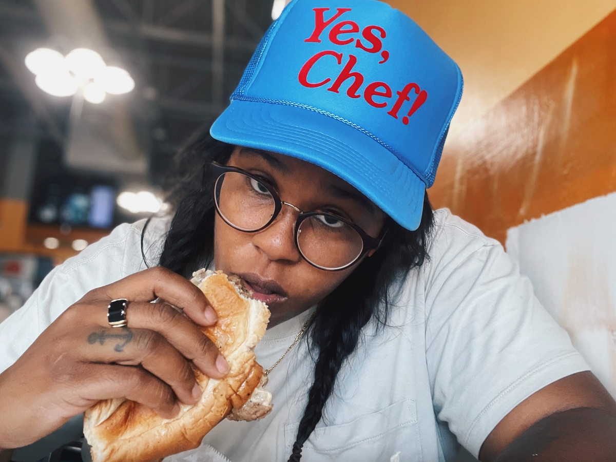 yes hat Kindred People