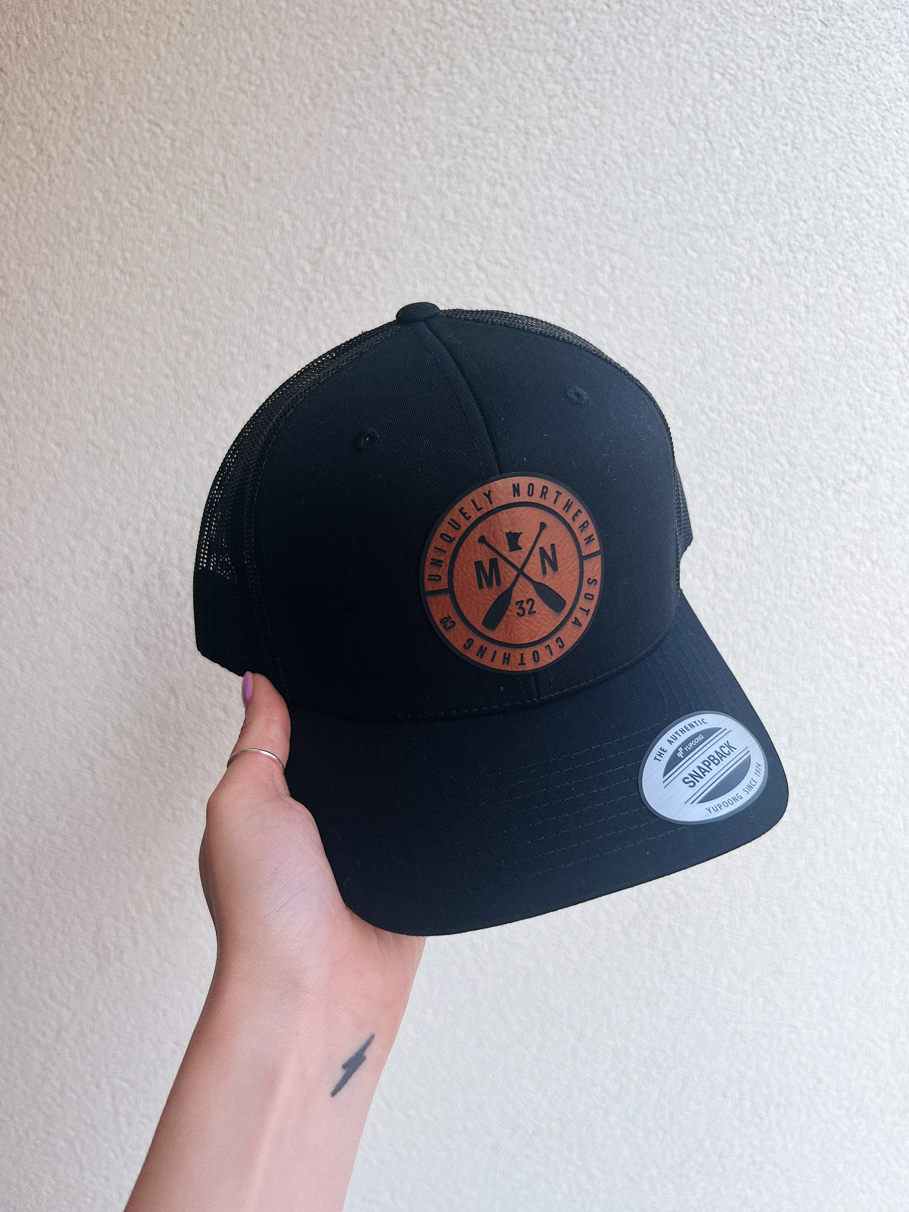 onyx snapback