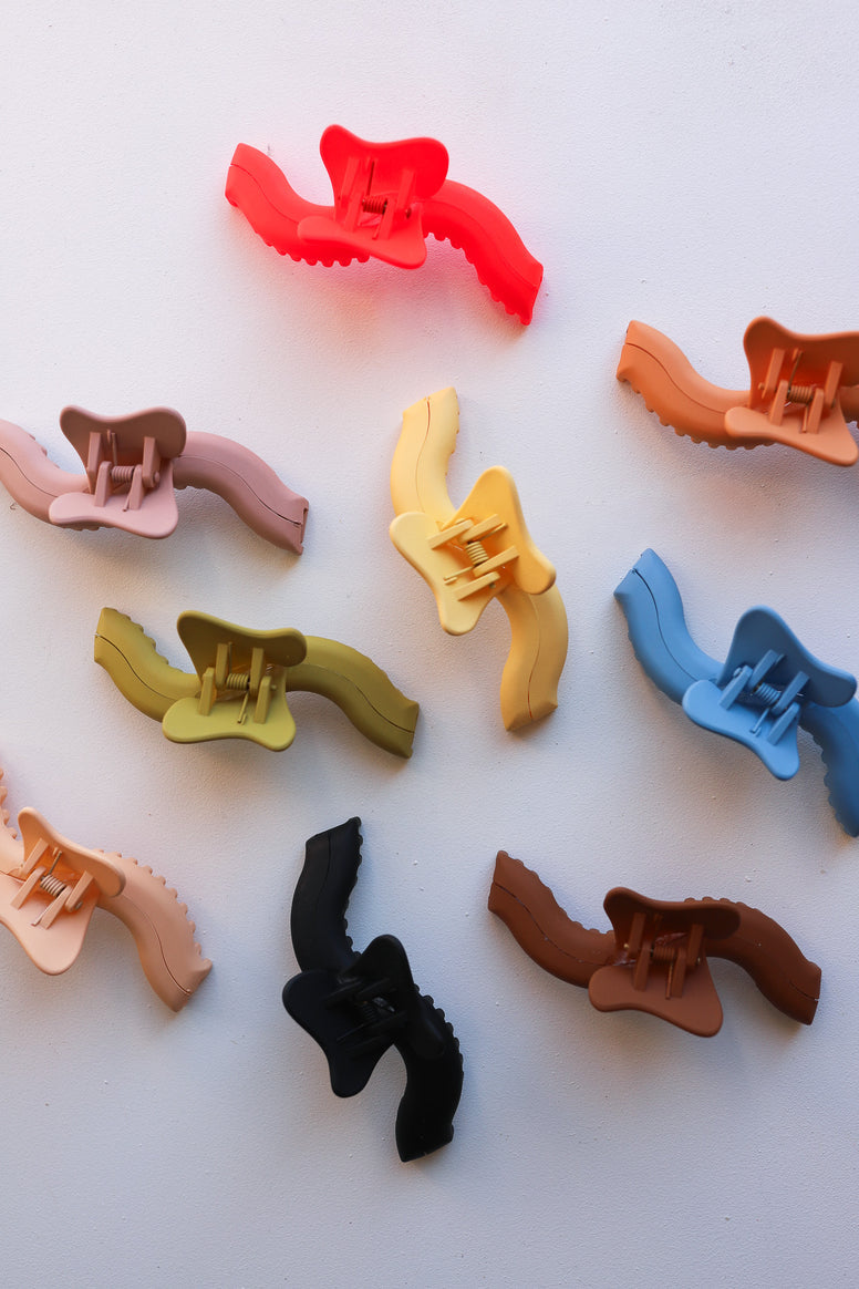 wavy hold everything claw - midi