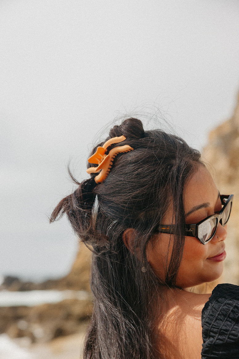 wavy hold everything claw - midi