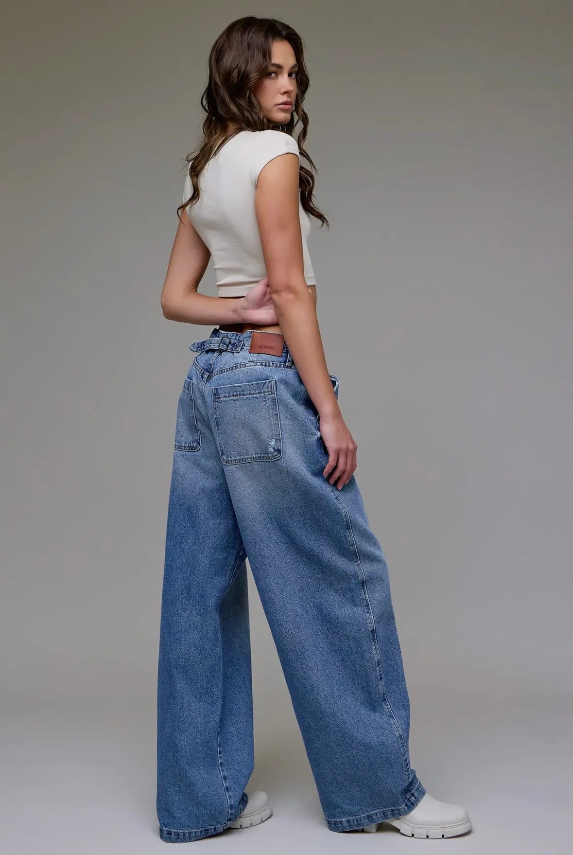 sammie barrel - vintage buckle