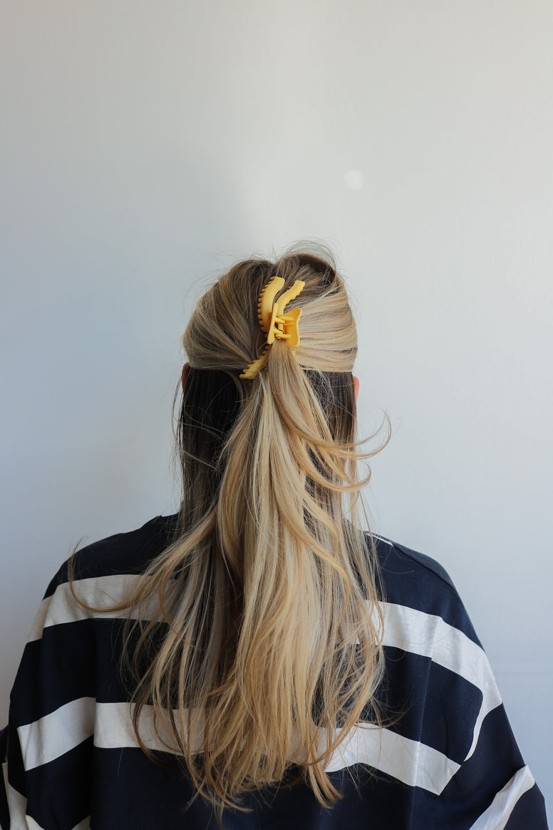 wavy hold everything claw - midi