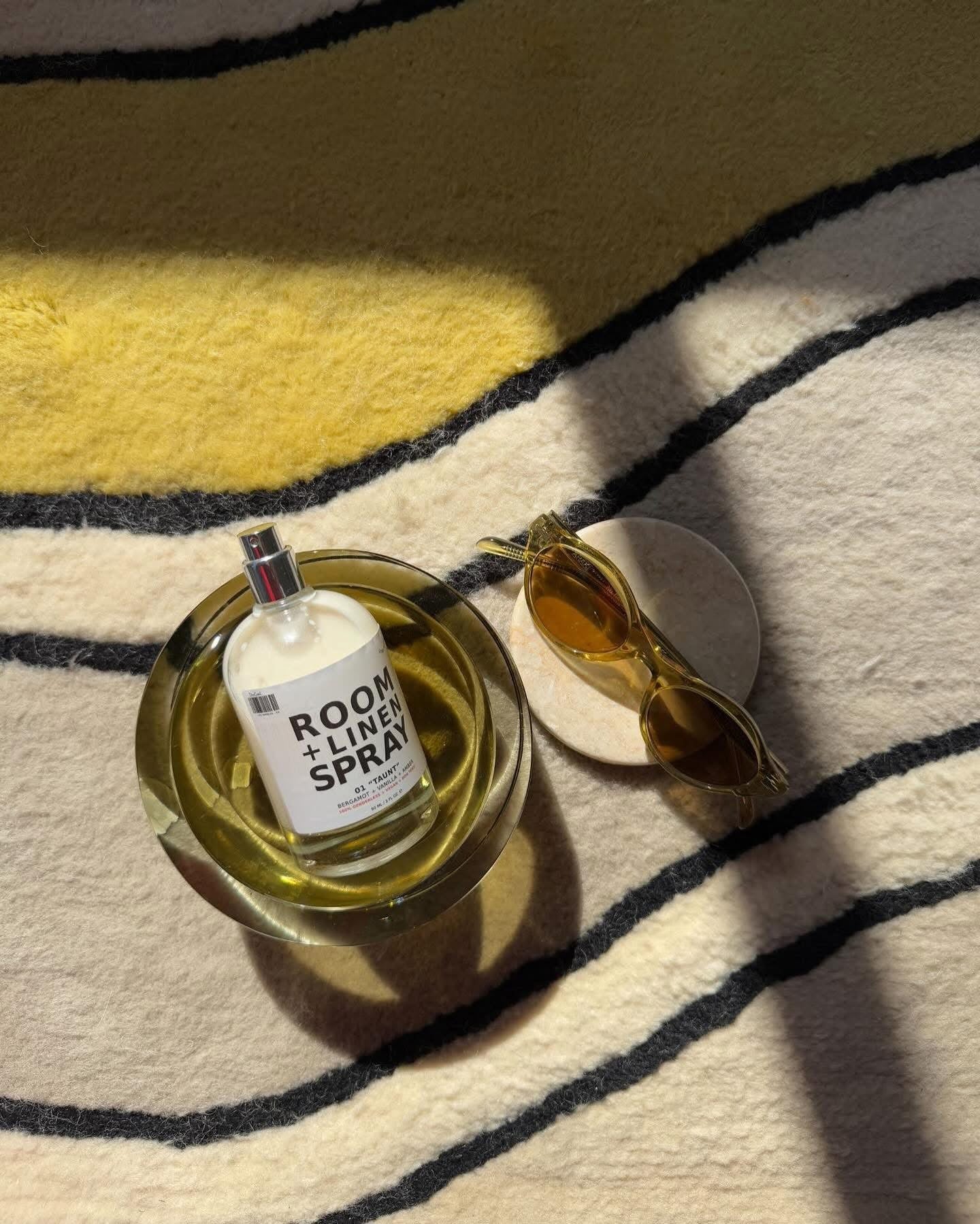 dedcool room + linen spray 01 - taunt