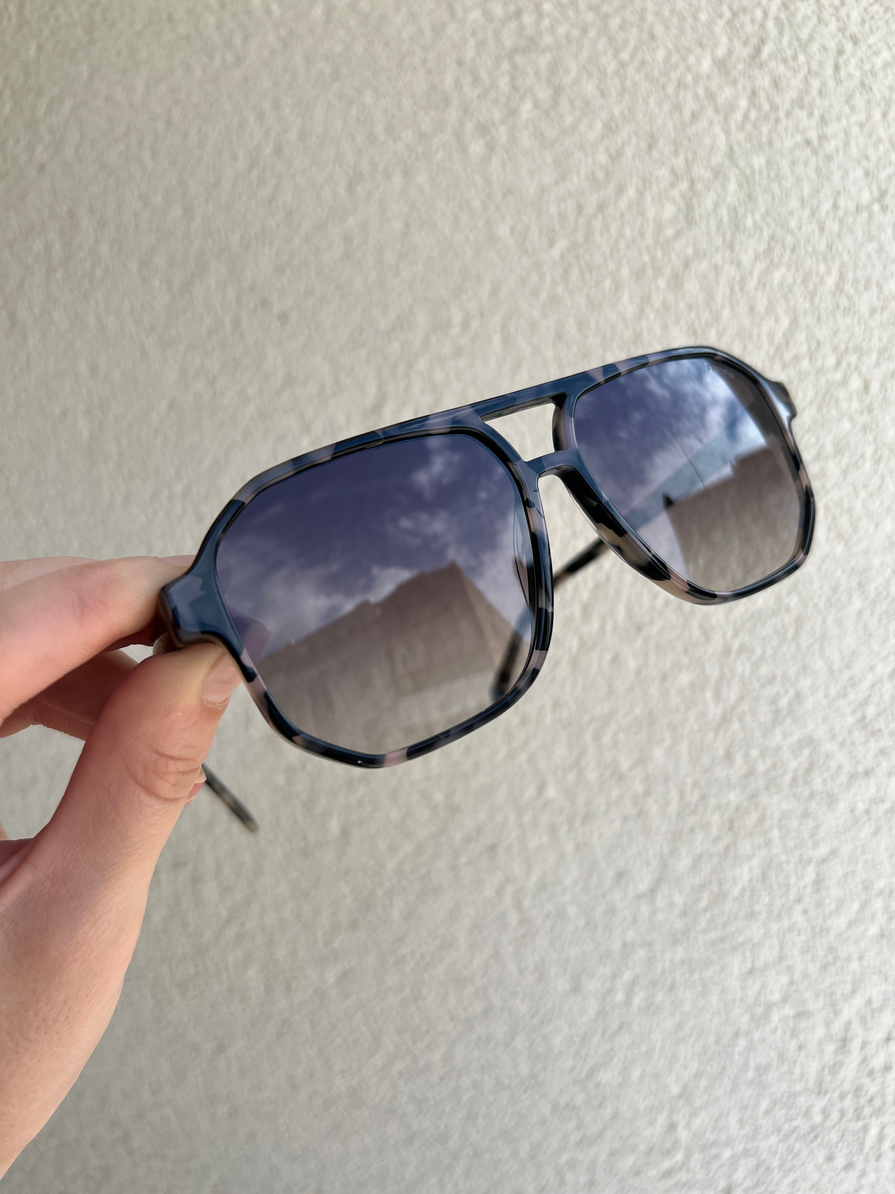 billie freyrs sunglasses