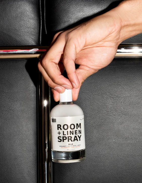 dedcool room + linen spray - milk