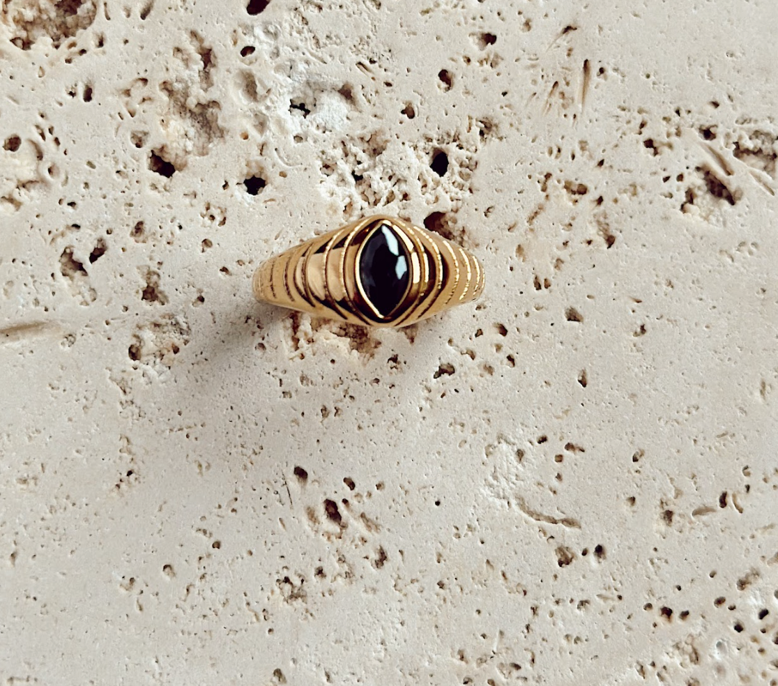 chunky onyx ring