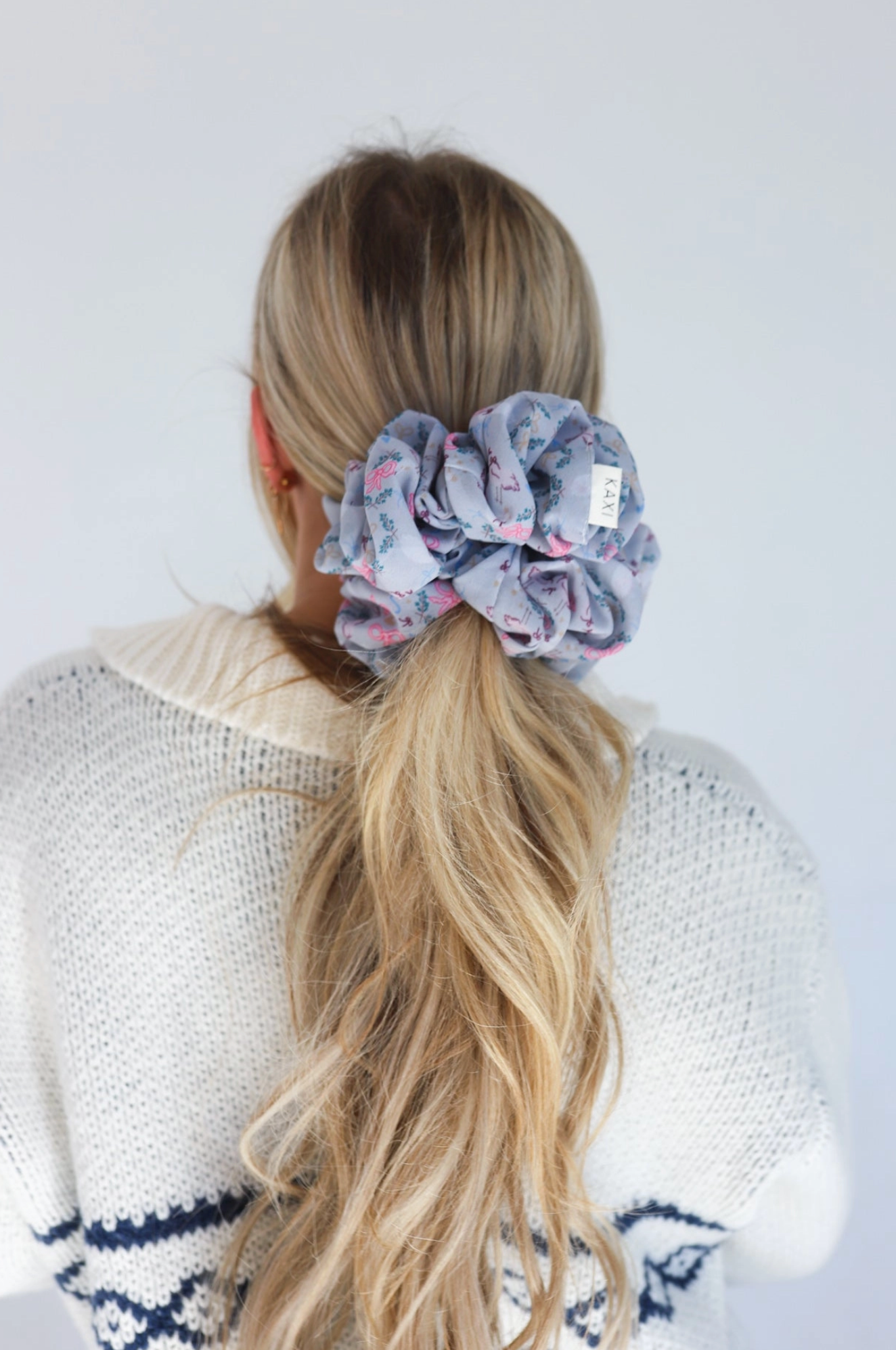 kaxi daydreamer jumbo scrunchie