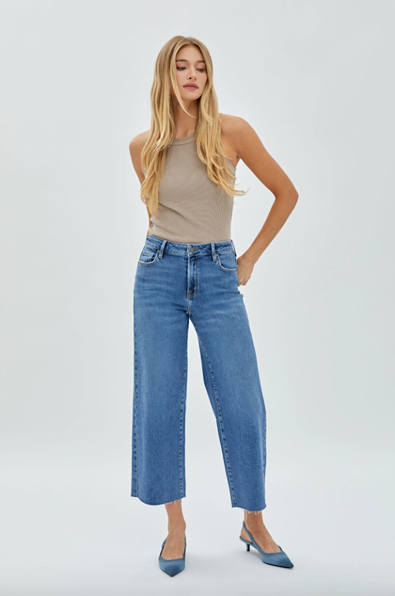 nori high rise wide leg crop - medium dark