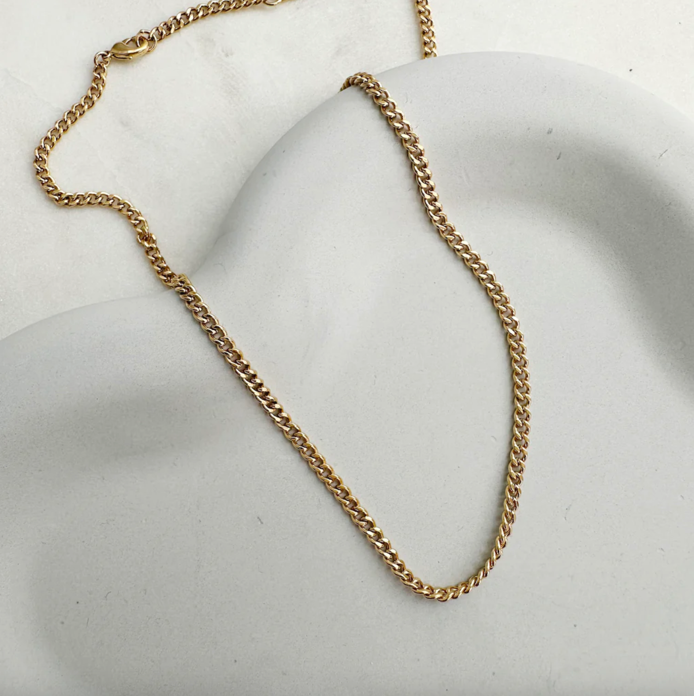 elena cuban chain necklace