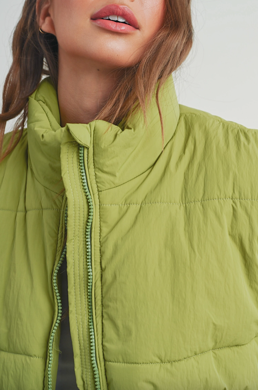 crop zip-up puffer vest