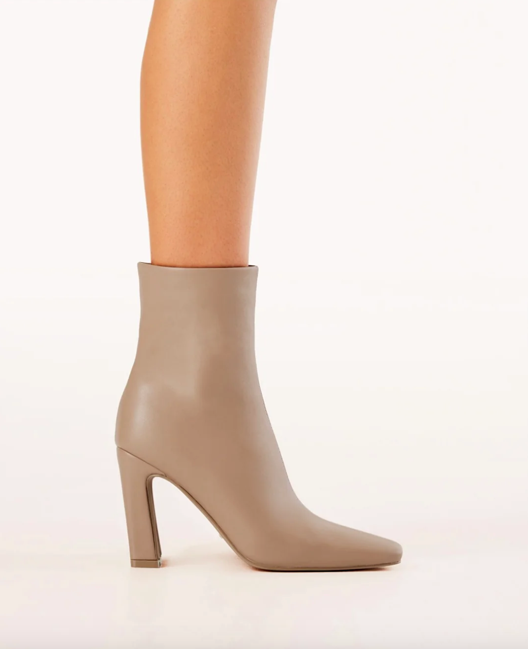 iva ankle boot