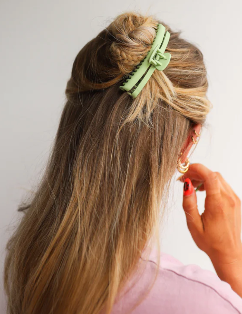 matte hold everything claw - midi