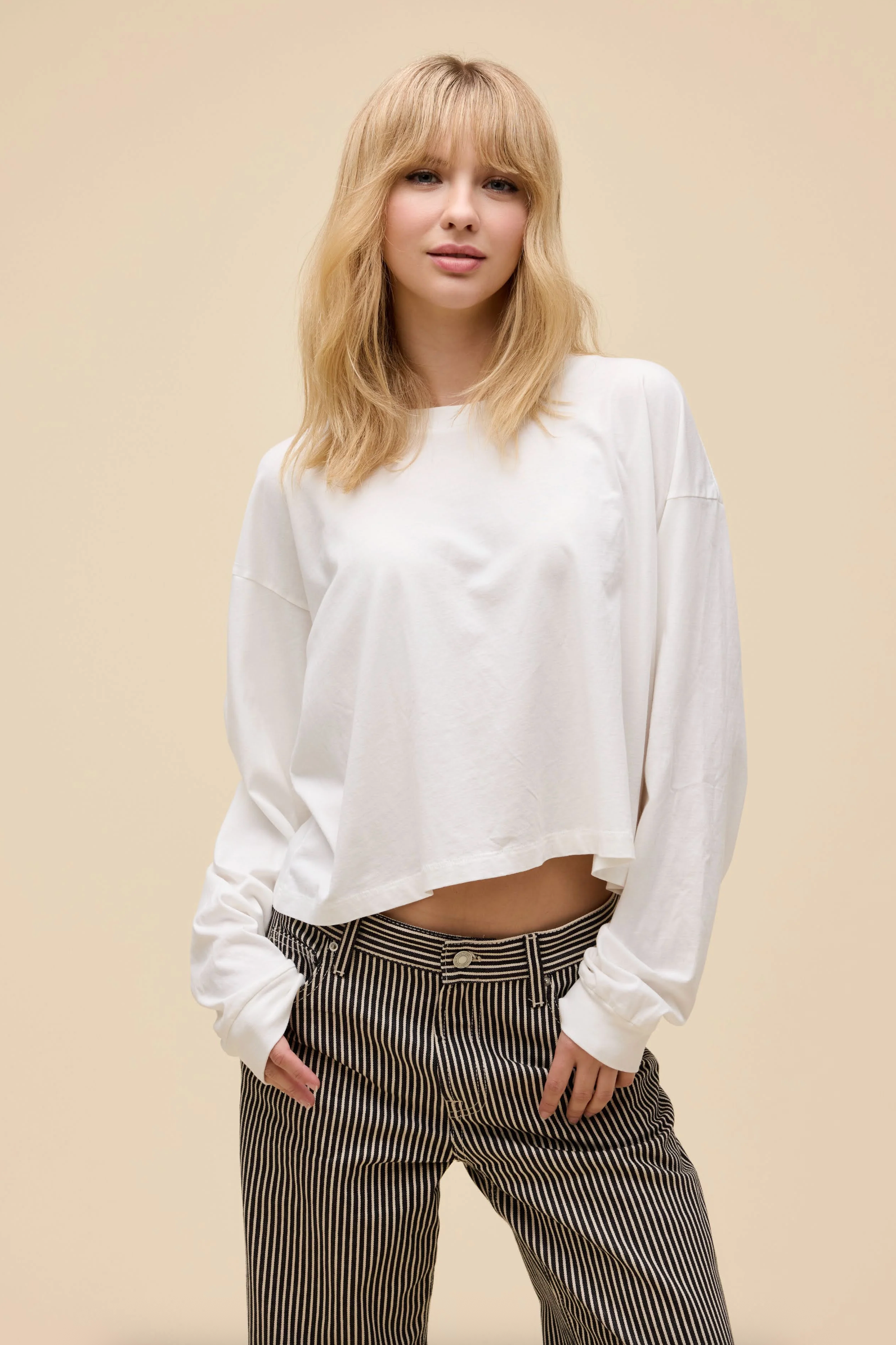 solid meet & greet long sleeve tee