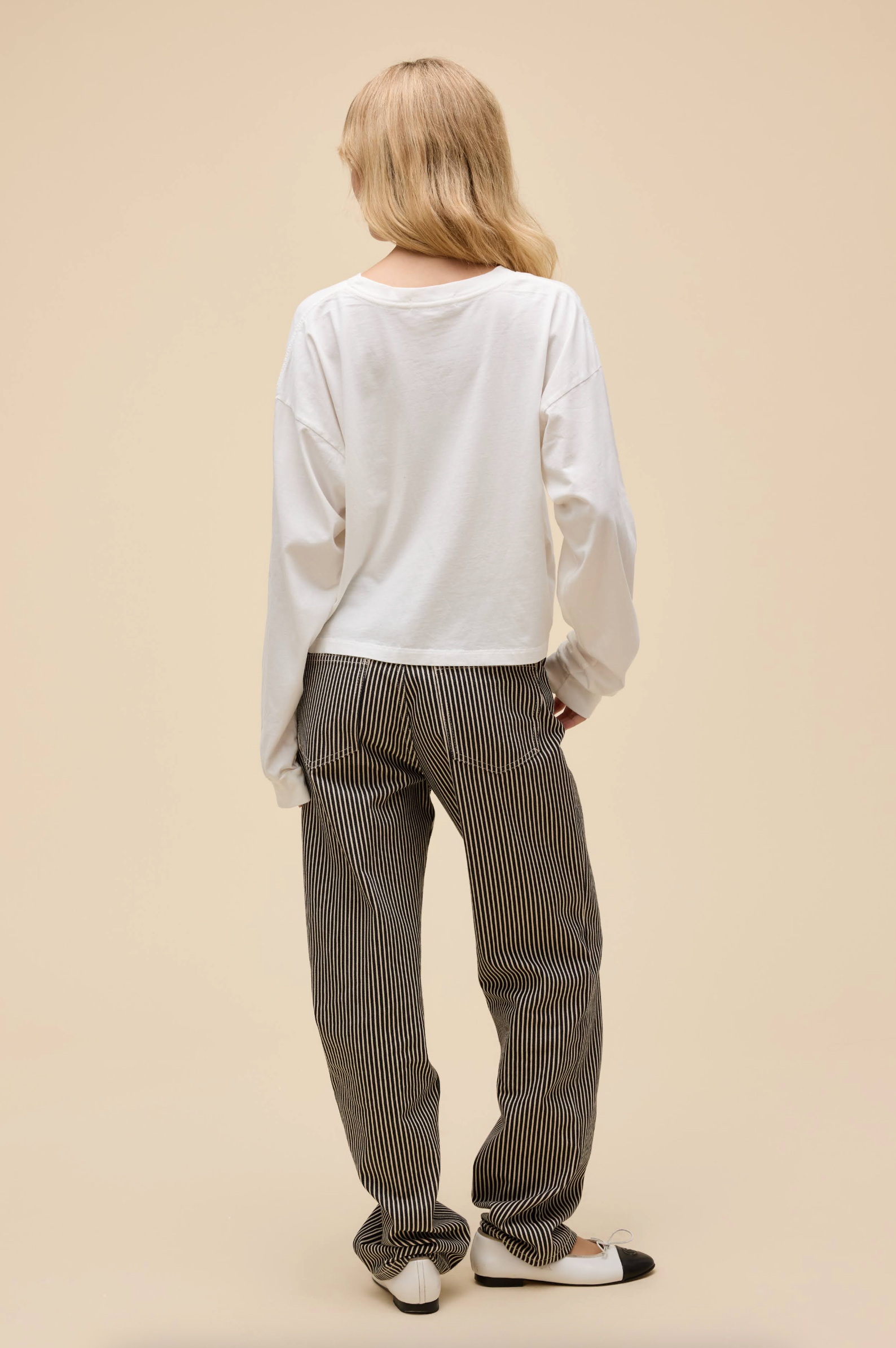 solid meet & greet long sleeve tee