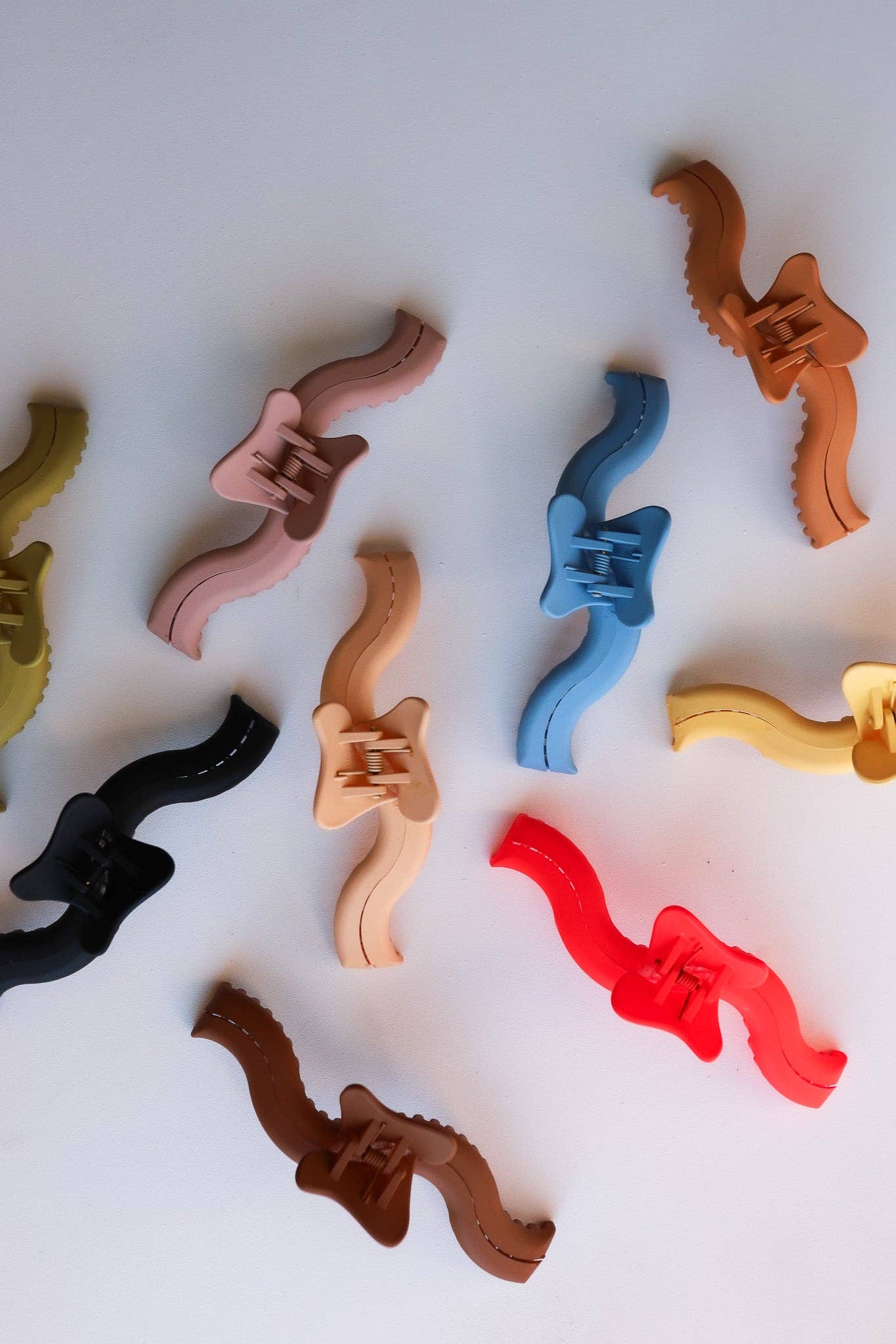 wavy hold everything claw - original