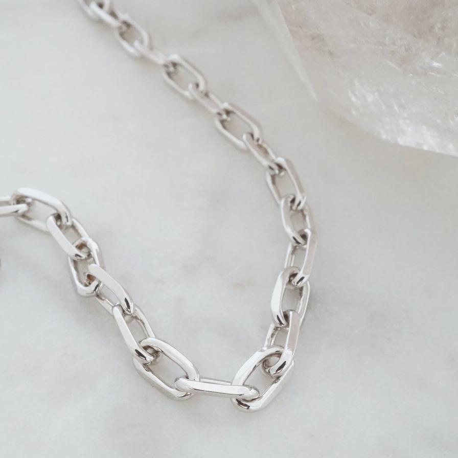 greta chain necklace