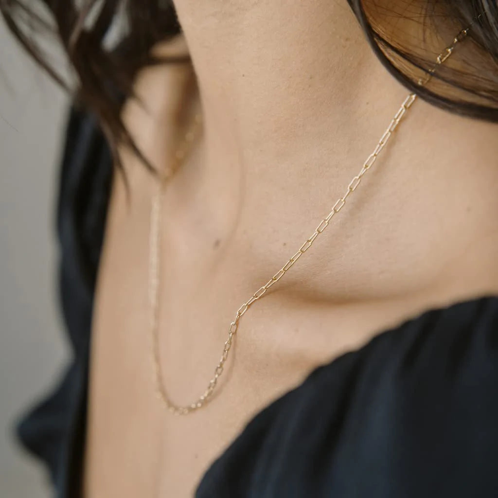 olivia oval chain necklace